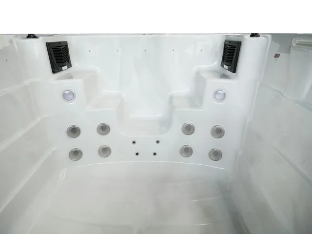 Aureon Swim 17 — ujęcie 4 z dokumentacji modelu